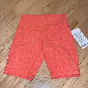 Lulelemon wunder train HR short 8”